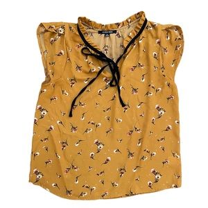 NWOT Papermoon Blouse Small